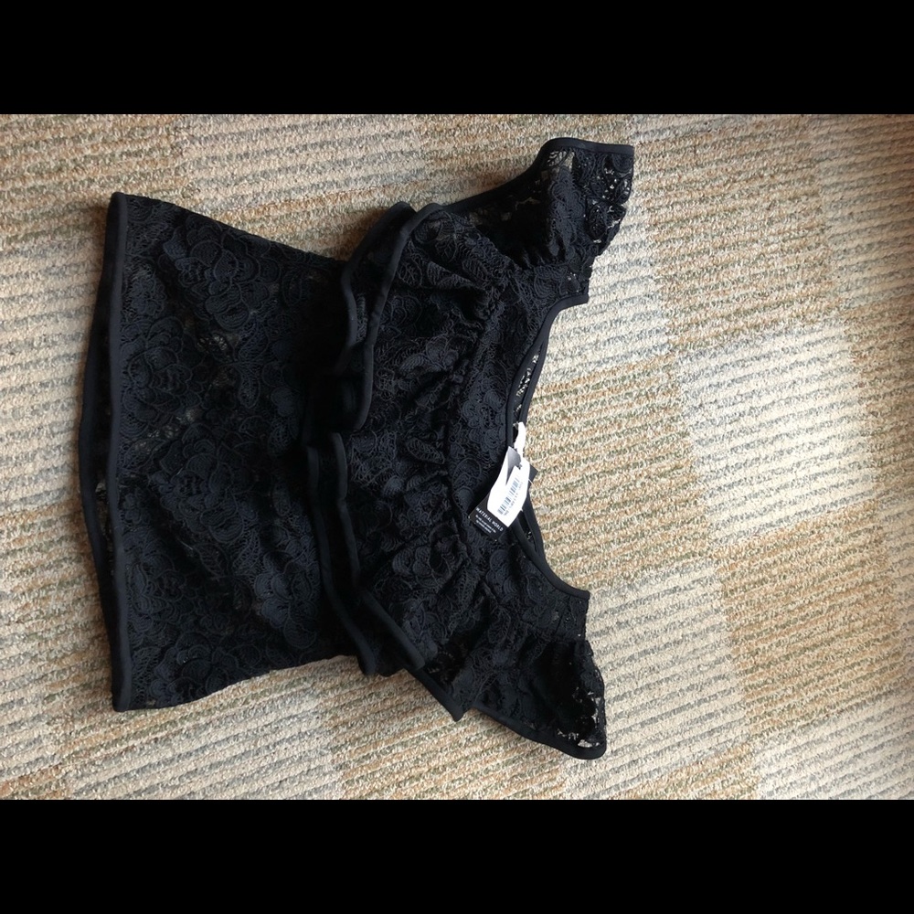 EUC Alexis top. Size XS